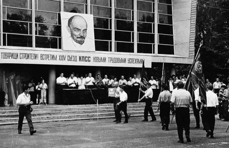 Вас бы приняли в комсомольцы в эпоху СССР, если ответите на вопросы за 30 секунд – ТЕСТ
