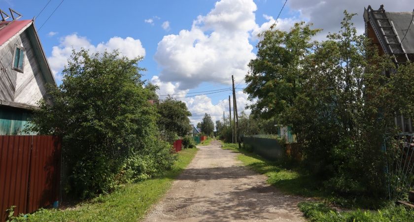 С 16 апреля заставят снести забор на участке: всех дачников ждет неприятное нововведение