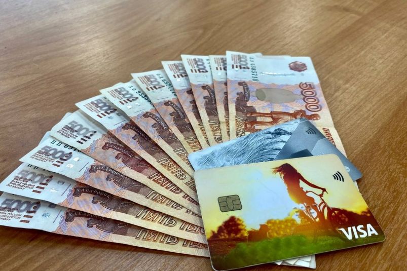 Россиянин судился с компанией ЖКХ из-за мусора, но получил штраф в 130 тысяч