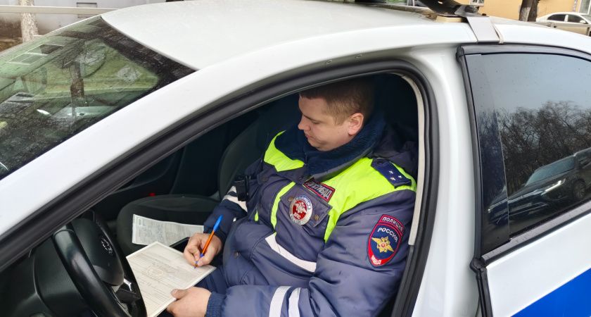 Будет ли в мае и июне ГАИ штрафовать водителей старых автомобилей из-за новых правил? Ответил автоюрист
