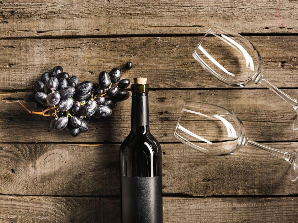 Стремление к домой: риски покупки самодельного вина