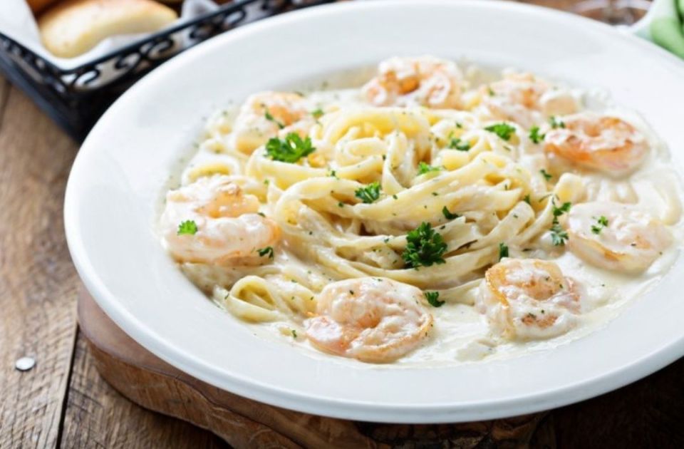 Паста с креветками в сливочном соусе: идеальное блюдо для быстрого ужина