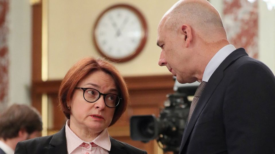 Как уплачивать налог на вклад и возможно ли его избежать?