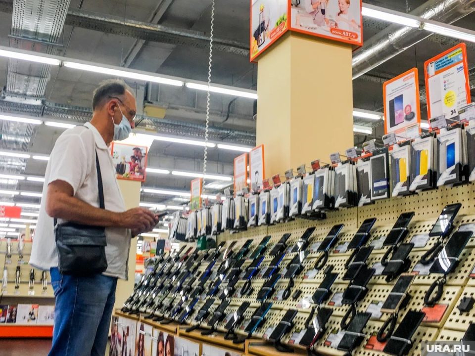 Упрощение ввоза техники: как ослабление бюрократии помогает сохранить рынок смартфонов и ноутбуков