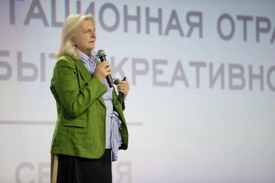 Анна Цивилева: На панельной сессии «Реабилитационная отрасль должна быть креативной» на полях ПМЭФ вместе с нашими партнерами и ведущими экспертами обсудили перспективы развития рынка адаптивных товаров