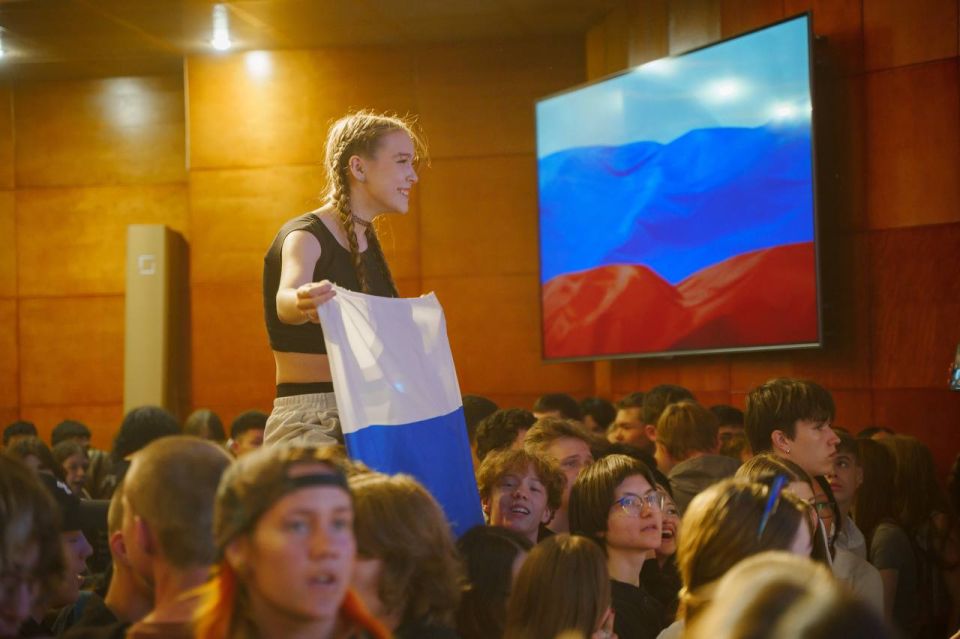 Екатерина Мизулина: Очень яркая встреча прошла с молодежью в Хабаровске