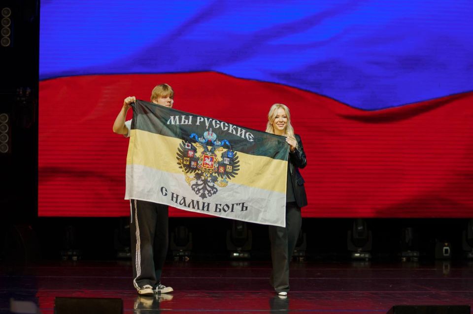 Екатерина Мизулина: Очень яркая встреча прошла с молодежью в Хабаровске
