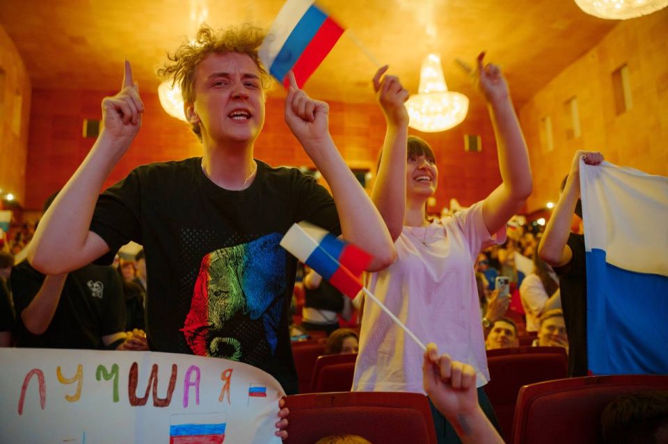 Екатерина Мизулина: Очень яркая встреча прошла с молодежью в Хабаровске