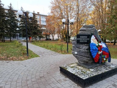 «Сирень Победы» расцветет в Зерновском сквере уже следующей весной