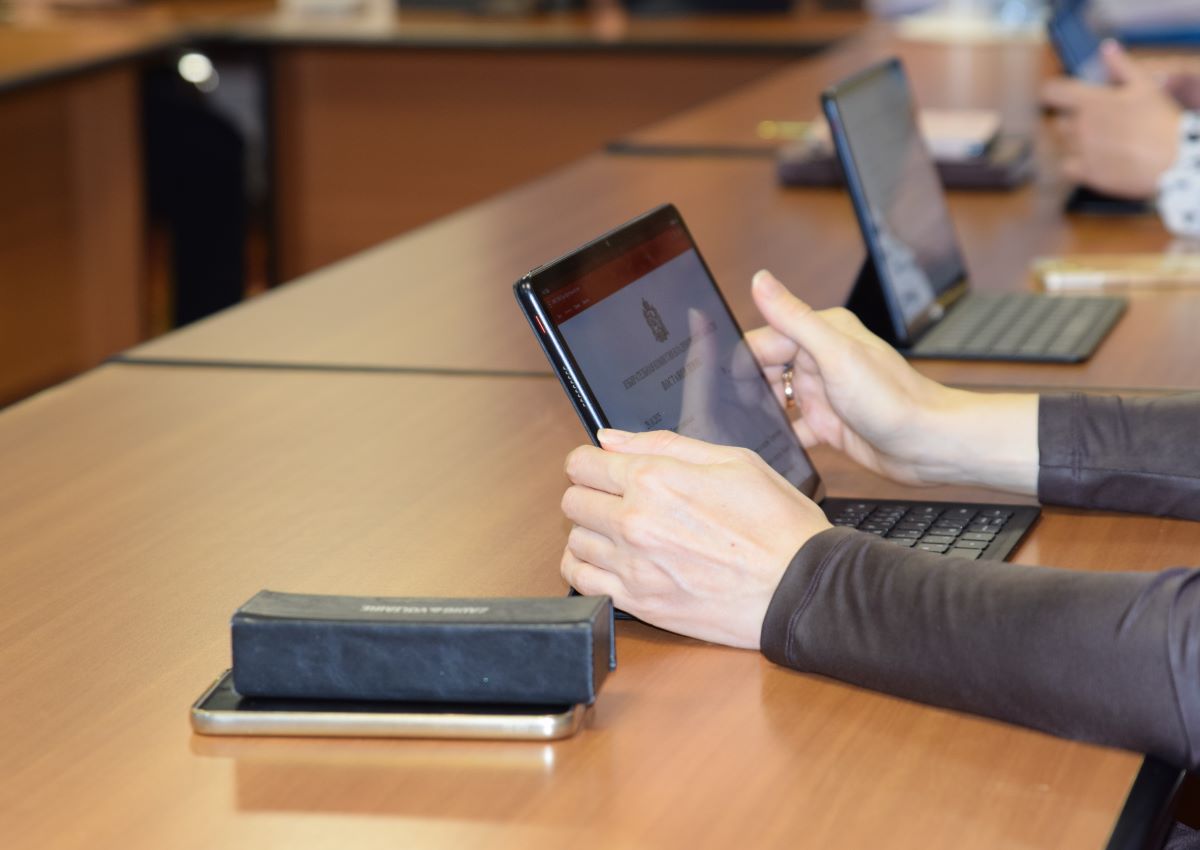 Сегодня на заседании облизбирком сформировал новые составы 18 территориальных избирательных комиссий и назначил их председателей Сегодня на заседании облизбирком сформировал новые составы 18 территориальных избирательных комиссий и назначил их председателей