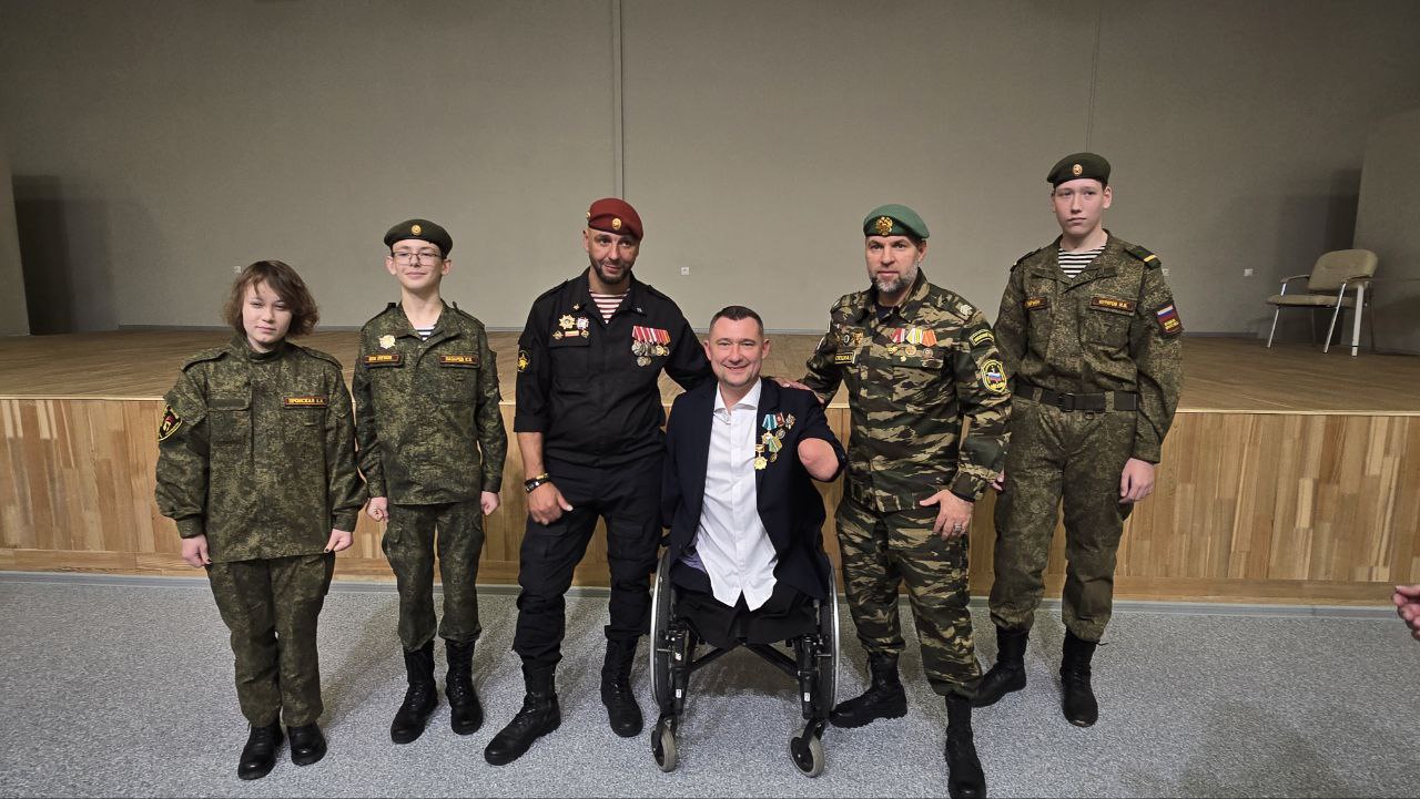 Елена Фомина: В лицее № 25 города Коврова прошел урок мужества под названием «Поверь в себя! Ты сможешь все!» Елена Фомина: В лицее № 25 города Коврова прошел урок мужества под названием «Поверь в себя! Ты сможешь все!»