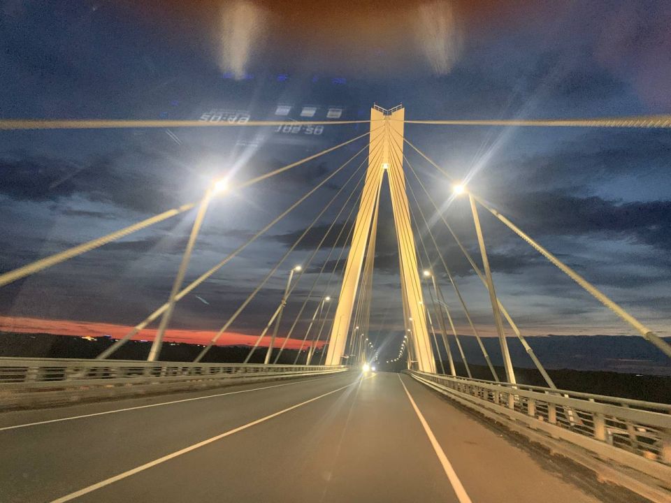 На подрядчика, выполнившего освещение моста через Оку, завели уголовное дело