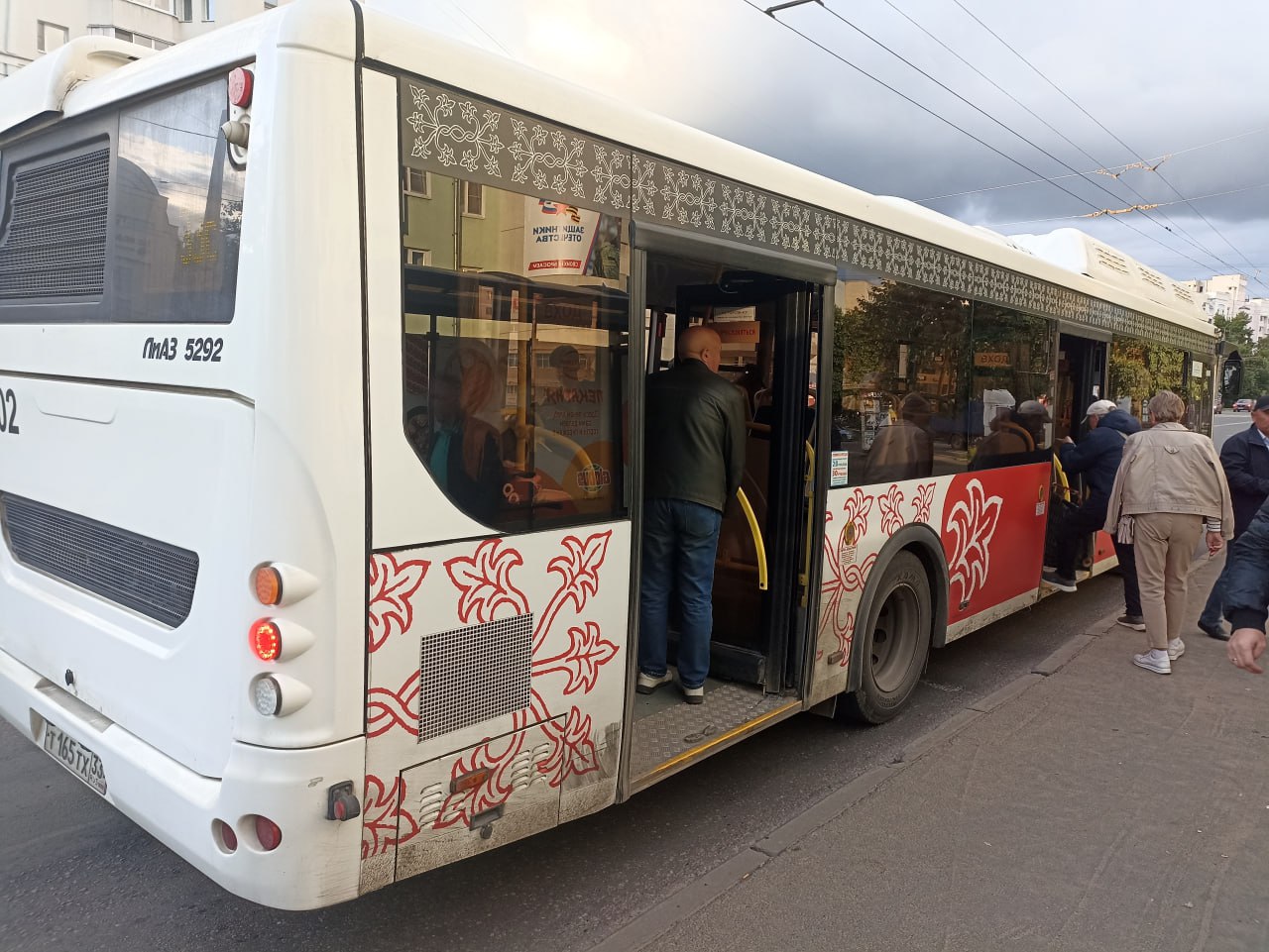 Автобусные маршруты №15, 21, 29 временно меняют схему движения