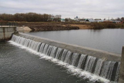 Благодаря капремонту плотины на реке Каменке защищены от наводнений более 3 тыс