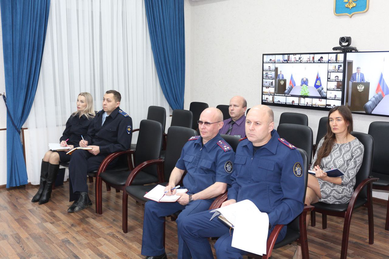 . В прокуратуре Владимирской области проведён учебно-методический семинар по актуальным вопросам прокурорской деятельности и работы следственных органов На прошедшей неделе в прокуратуре Владимирской области под...  . В прокуратуре Владимирской области проведён учебно-методический семинар по актуальным вопросам прокурорской деятельности и работы следственных органов На прошедшей неделе в прокуратуре Владимирской области под...