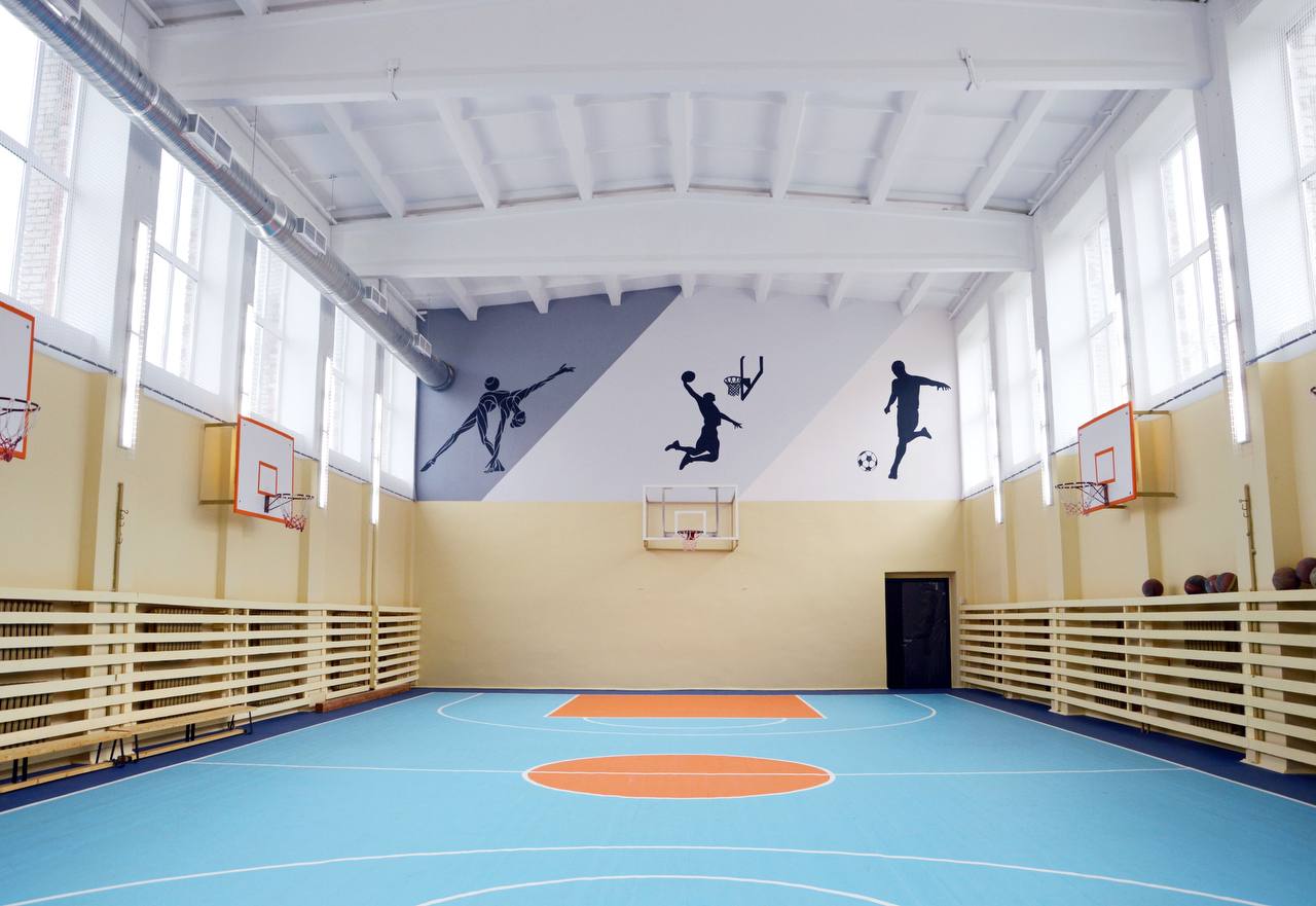 В Кольчугино завершены работы в спортивном зале школы №1 В Кольчугино завершены работы в спортивном зале школы №1