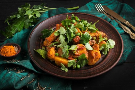 Пробуйте картофель по-бомбейски: блюдо, которое вас приятно удивит