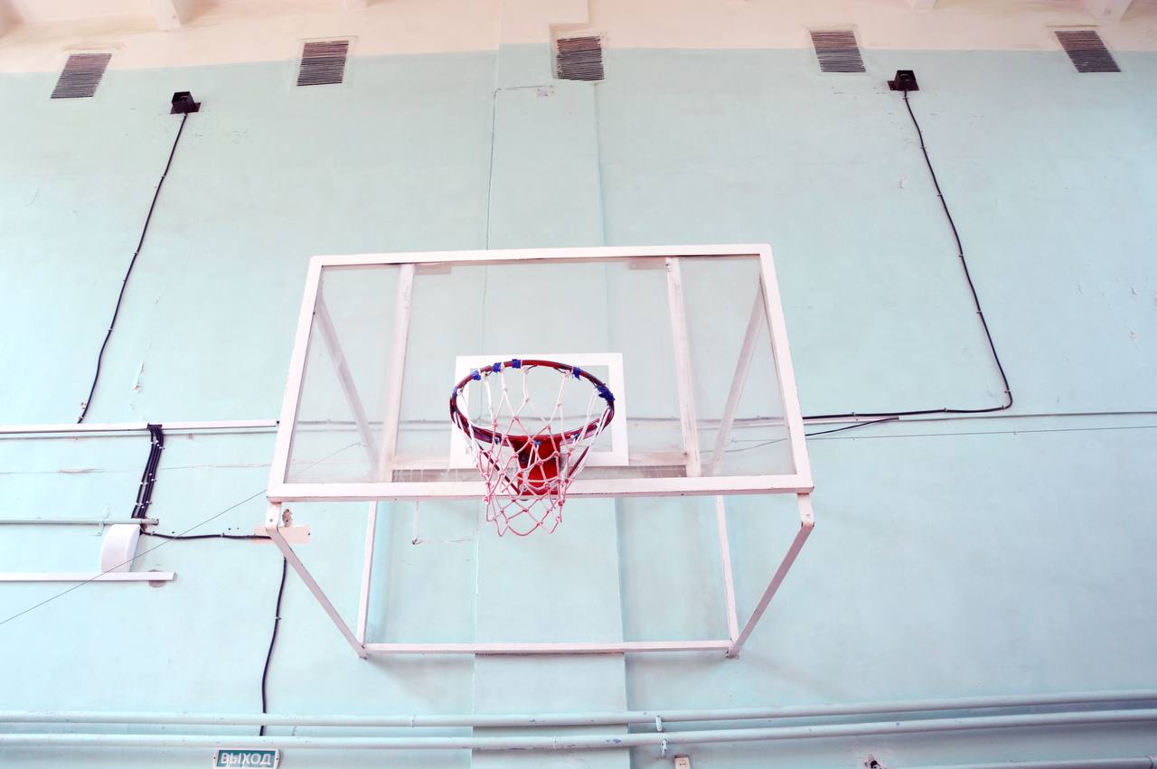 В Кольчугино завершены работы в спортивном зале школы №1 В Кольчугино завершены работы в спортивном зале школы №1