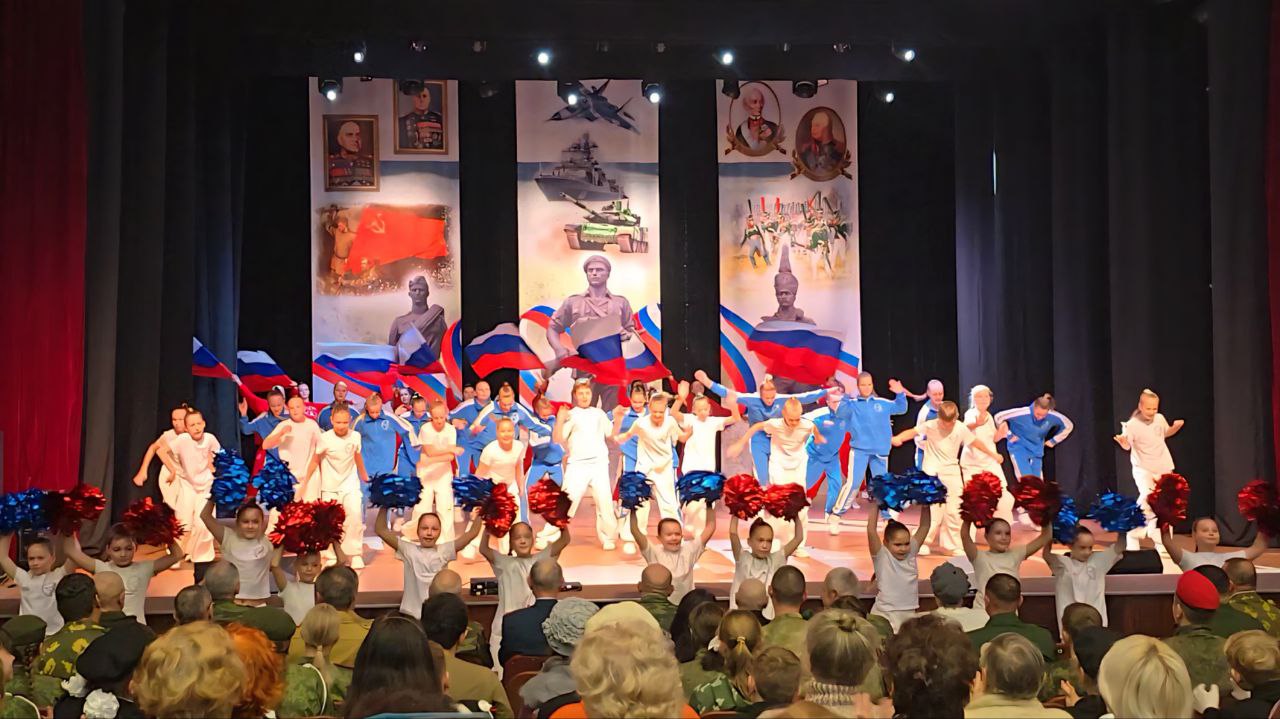 Елена Фомина: XV Городской Солдатский форум «Скажи солдату спасибо!» Елена Фомина: XV Городской Солдатский форум «Скажи солдату спасибо!»