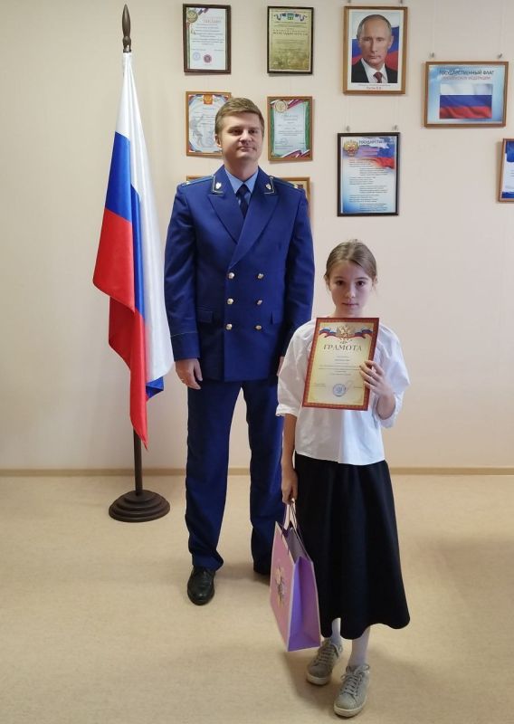 .          ,              ...