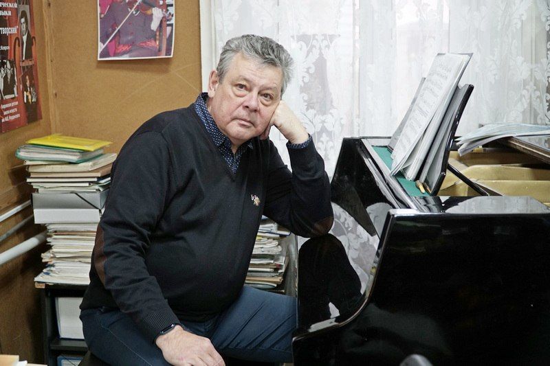 Текущий учебный год – пятидесятый по счёту для Ковровской школы искусств им. Иорданского. Читайте интервью газете "Ковровская неделя" директора школы Александра Швецова о педагогическом коллективе, сложностях профессии... Текущий учебный год – пятидесятый по счёту для Ковровской школы искусств им. Иорданского. Читайте интервью газете "Ковровская неделя" директора школы Александра Швецова о педагогическом коллективе, сложностях профессии...