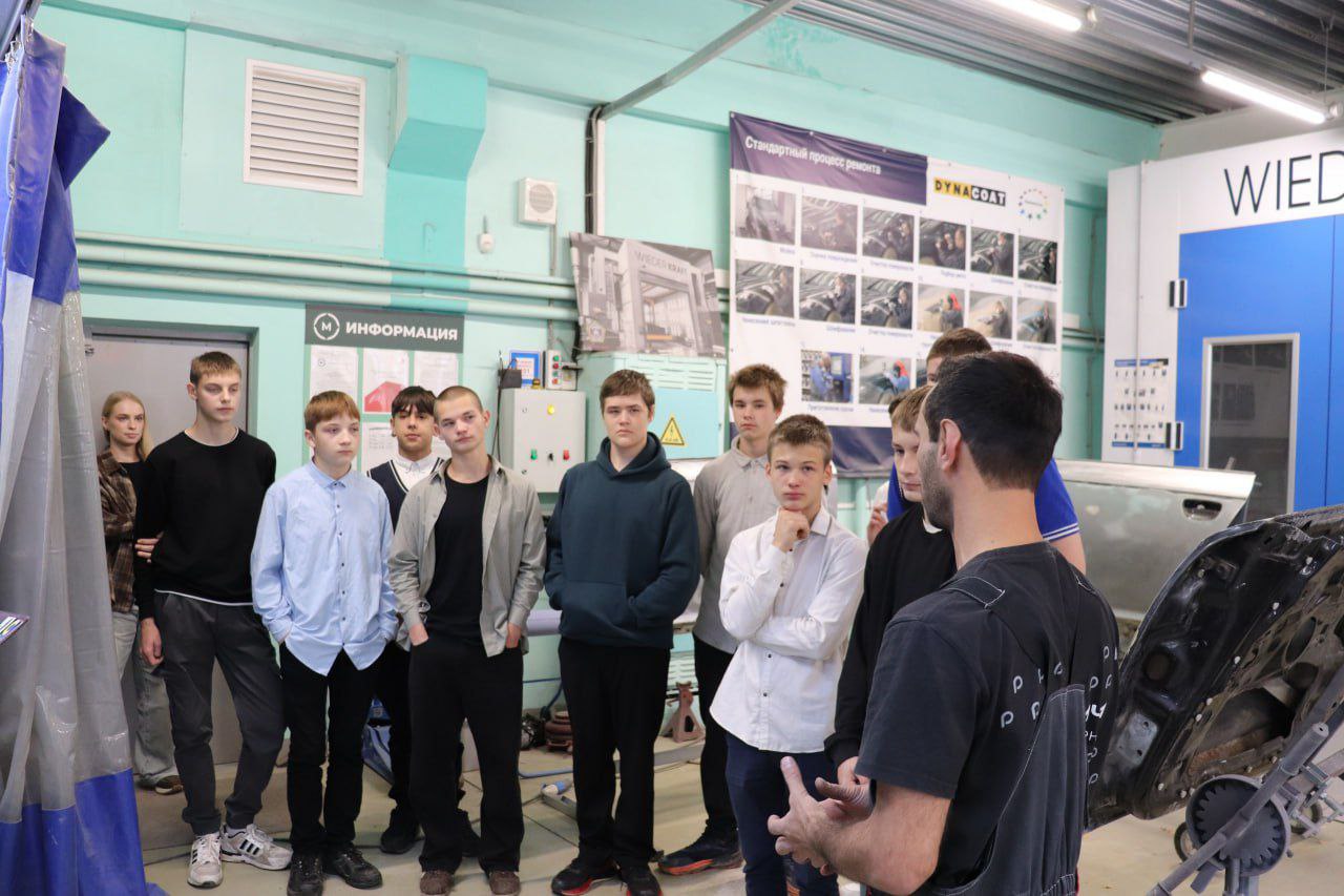 Школьники прошли профессиональные пробы по направлению «Мастер по ремонту и обслуживанию автомобилей» Школьники прошли профессиональные пробы по направлению «Мастер по ремонту и обслуживанию автомобилей»