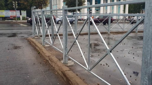 По статистике ГАИ установленные на перекрестках во Владимире ограждения свели к нулю наезды на пешеходов