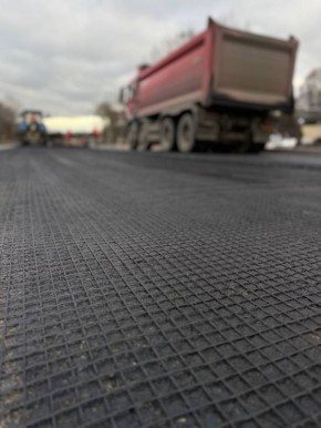 Дорожные работы в районе ДДюТ во Владимире продолжаются