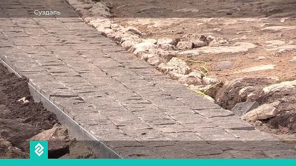 В Суздале работы на пешеходном маршруте от улицы Кремлёвской до Музея деревянного зодчества подходят к концу