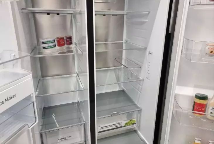 Неочевидная ошибка: почему сода не помогает от запаха в холодильнике и что работает