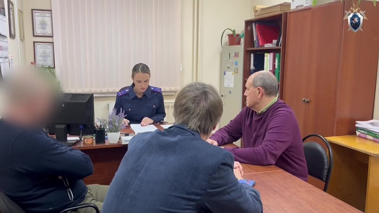 Бывшего министра здравоохранения обвиняют в ненужных закупках медоборудования