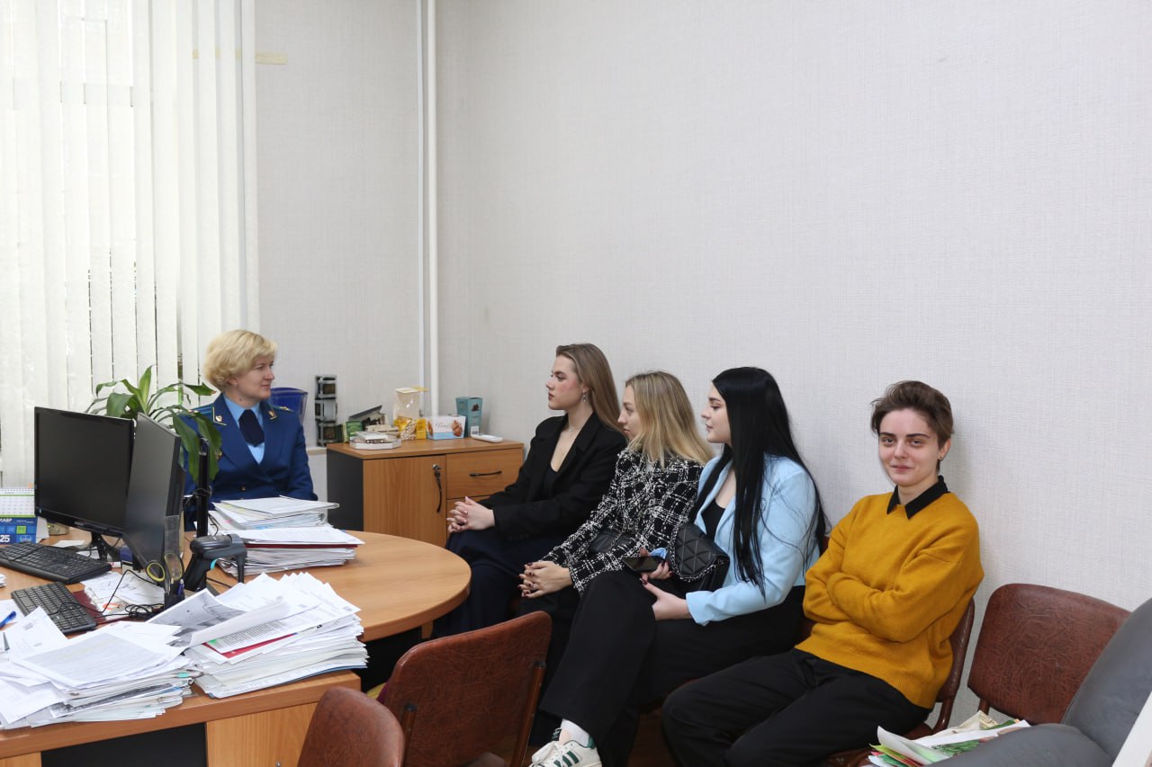 . В прокуратуре области прошёл День открытых дверей для студентов Владимирского филиала РАНХиГС Сегодня в прокуратуре области прошёл День открытых дверей для студентов 4-5 курсов судебно-прокурорского факультета... . В прокуратуре области прошёл День открытых дверей для студентов Владимирского филиала РАНХиГС Сегодня в прокуратуре области прошёл День открытых дверей для студентов 4-5 курсов судебно-прокурорского факультета...