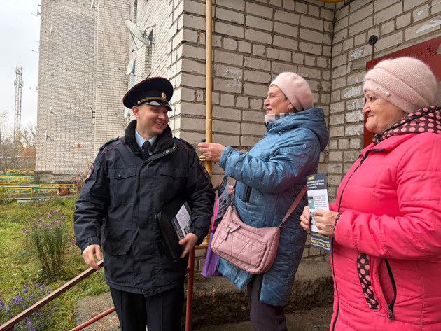 Артём Лапенков - лучший участковый: репортаж «Владимирских ведомостей» Артём Лапенков - лучший участковый: репортаж «Владимирских ведомостей»