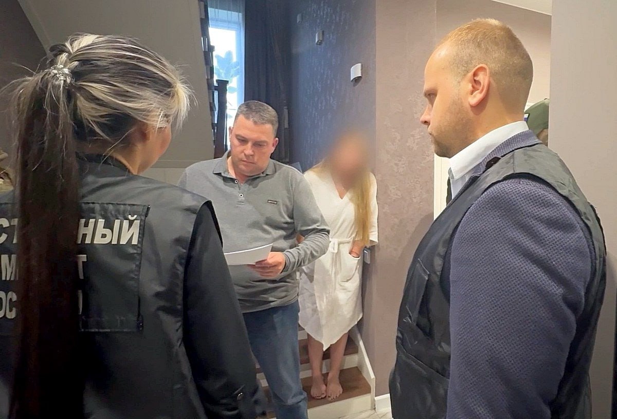 СК: Наумов получил взятку в коробке из-под конфет