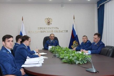 Прокурор Владимирской области Иван Грибов провел приём жителей Суздальского района