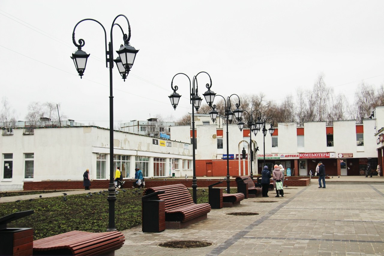 В Радужном завершилось благоустройство Торговой площади