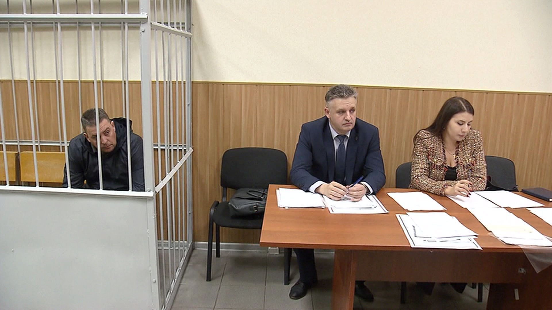 Владимирский мэр Дмитрий Наумов не только получал взятки от кладбищенской мафии, но и мухлевал с декларацией