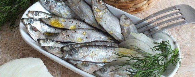 Соленая килька: Как приготовить идеальную закуску дома