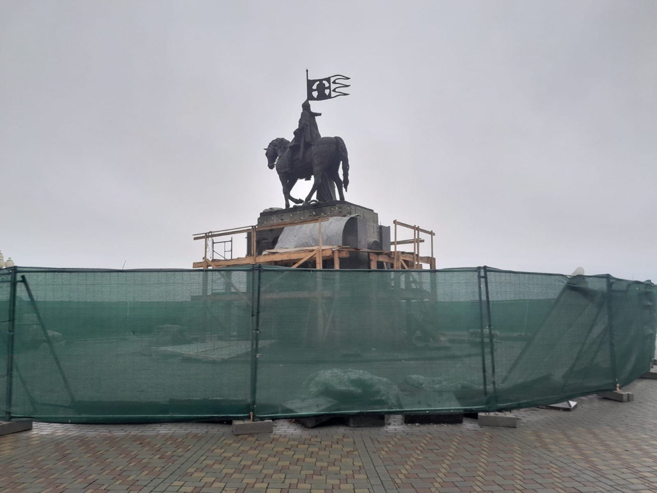 Во Владимире прокурор добивается устранения нарушений при выполнении ремонта скульптурной композиции «Князь Владимир» и постамента к ней в парке имени А.С. Пушкина Во Владимире прокурор добивается устранения нарушений при выполнении ремонта скульптурной композиции «Князь Владимир» и постамента к ней в парке имени А.С. Пушкина