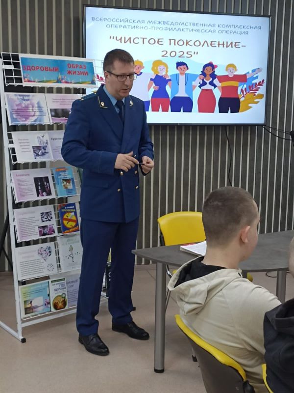 . Прокурор Селивановского района Владимир Кузьмин рассказал студентам Никологорского аграрно-промышленного колледжа о коррупционных деяниях и ответственности за них Прокурор Селивановского района Владимир Кузьмин в...