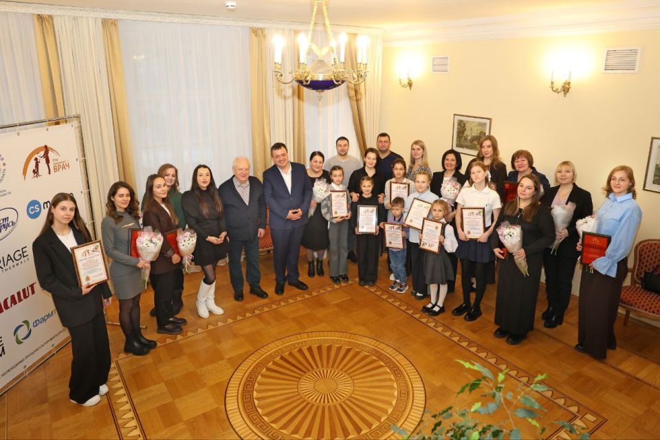 Во Владимирской области назвали победителей конкурса «Наш любимый врач»