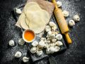 Пельмени: Почему это блюдо стало символом мужской кухни?