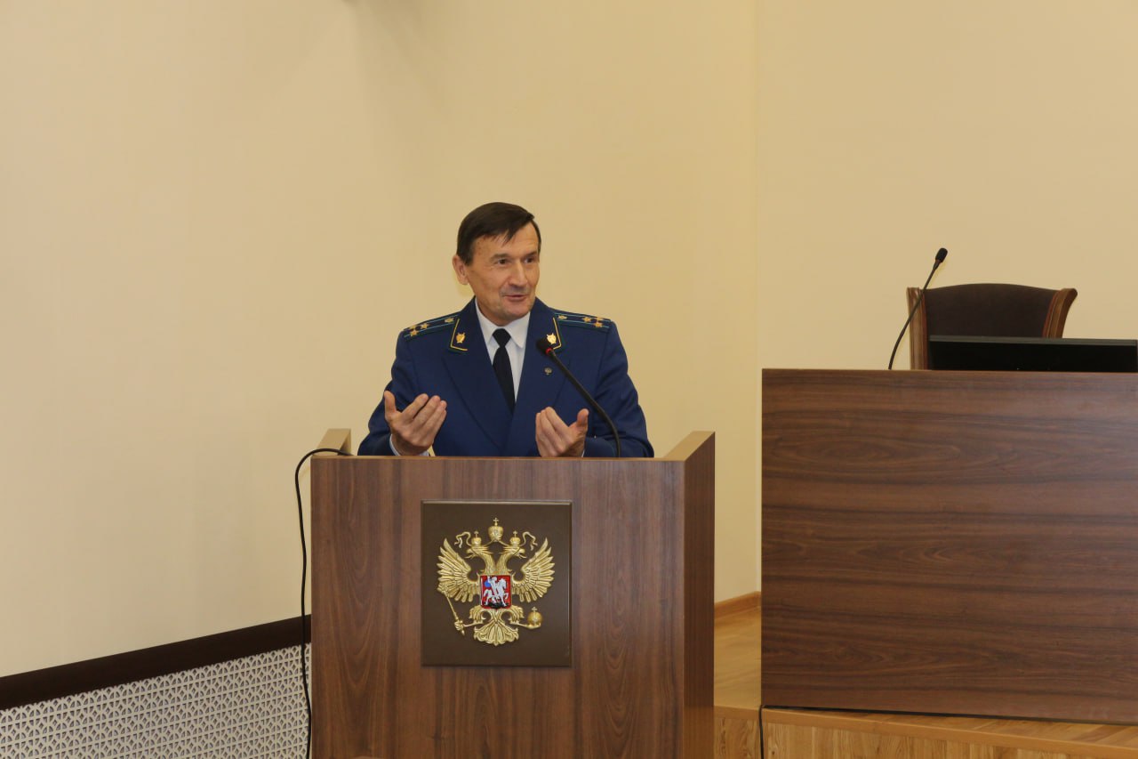 . Прокурор области Иван Грибов поздравил ветерана надзорного ведомства с юбилеем В прокуратуре области состоялось торжественное собрание, посвященное 70-летнему юбилею ветерана надзорного ведомства Александра Ивановича... . Прокурор области Иван Грибов поздравил ветерана надзорного ведомства с юбилеем В прокуратуре области состоялось торжественное собрание, посвященное 70-летнему юбилею ветерана надзорного ведомства Александра Ивановича...