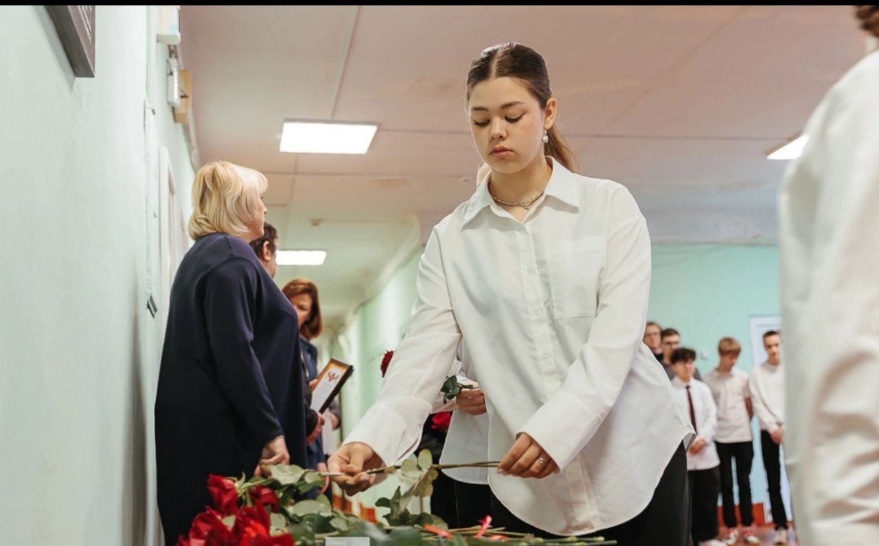 Елена Фомина: В школе №15 открыли мемориальные доски, посвящённые погибшим при исполнении воинского долга Закатову Вячеславу Александровичу и Швецову Алексею Валерьевичу Елена Фомина: В школе №15 открыли мемориальные доски, посвящённые погибшим при исполнении воинского долга Закатову Вячеславу Александровичу и Швецову Алексею Валерьевичу