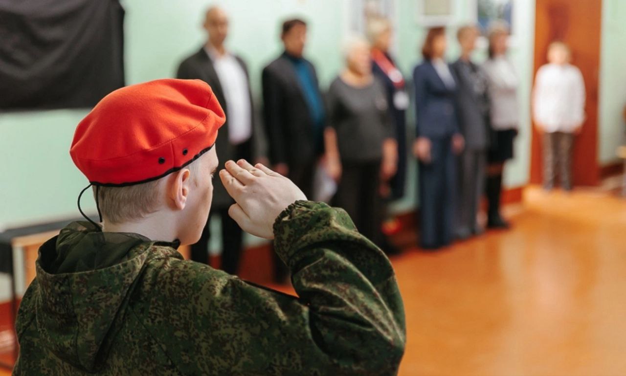 Елена Фомина: В школе №15 открыли мемориальные доски, посвящённые погибшим при исполнении воинского долга Закатову Вячеславу Александровичу и Швецову Алексею Валерьевичу Елена Фомина: В школе №15 открыли мемориальные доски, посвящённые погибшим при исполнении воинского долга Закатову Вячеславу Александровичу и Швецову Алексею Валерьевичу