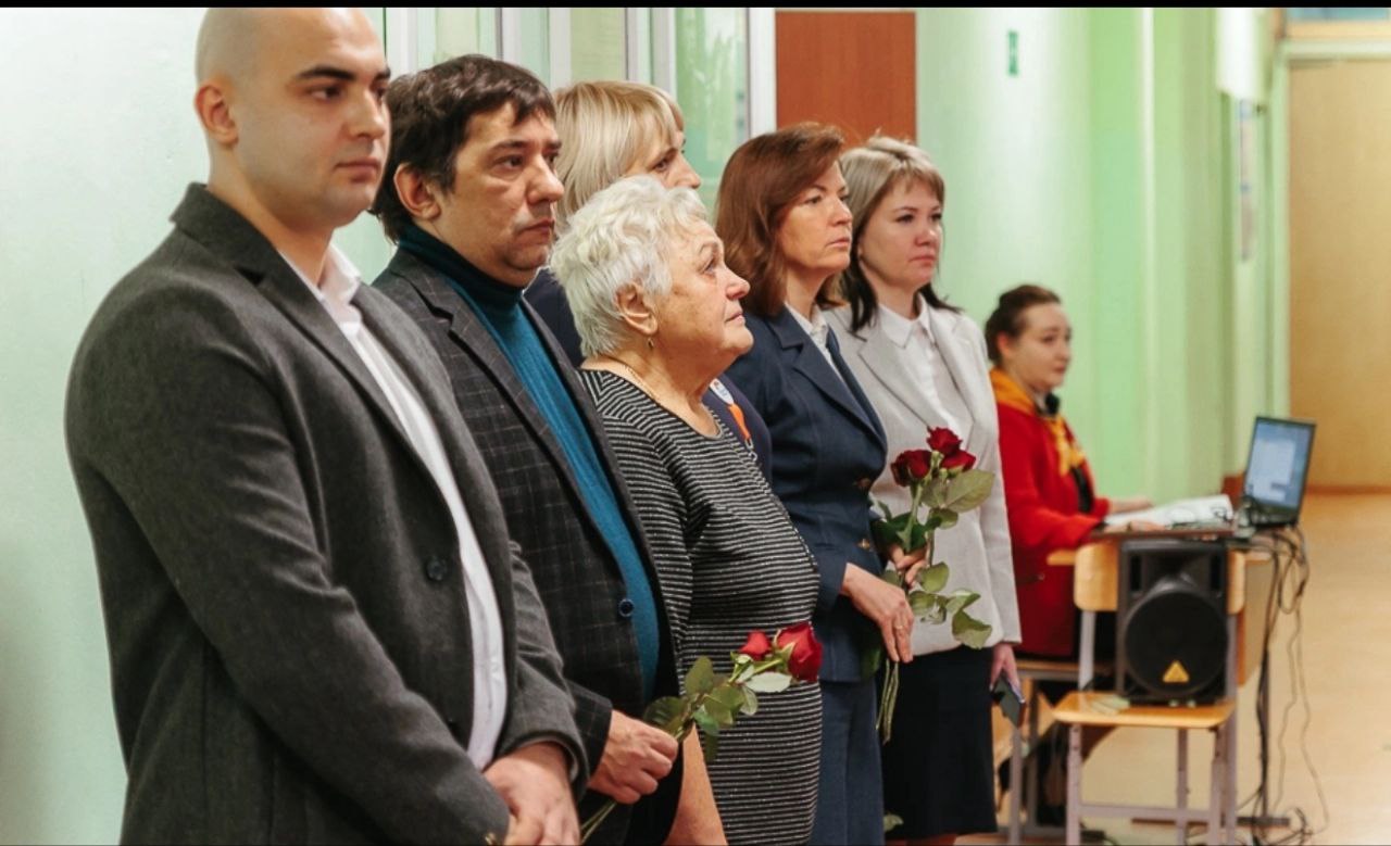 Елена Фомина: В школе №15 открыли мемориальные доски, посвящённые погибшим при исполнении воинского долга Закатову Вячеславу Александровичу и Швецову Алексею Валерьевичу Елена Фомина: В школе №15 открыли мемориальные доски, посвящённые погибшим при исполнении воинского долга Закатову Вячеславу Александровичу и Швецову Алексею Валерьевичу