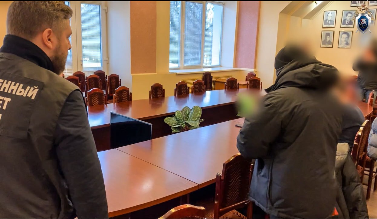 В Гусь-Хрустальном расследуется уголовное дело о превышении должностных полномочий и мошенничестве при исполнении муниципального контракта по благоустройству парка В Гусь-Хрустальном расследуется уголовное дело о превышении должностных полномочий и мошенничестве при исполнении муниципального контракта по благоустройству парка