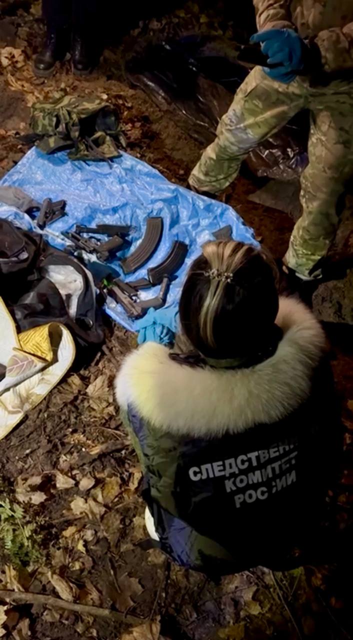 Во Владимирской области местный депутат вместе с соучастниками предстанет перед судом по обвинению в похищении, использовании рабского труда, поджогах и иных преступлениях против местных жителей Во Владимирской области местный депутат вместе с соучастниками предстанет перед судом по обвинению в похищении, использовании рабского труда, поджогах и иных преступлениях против местных жителей