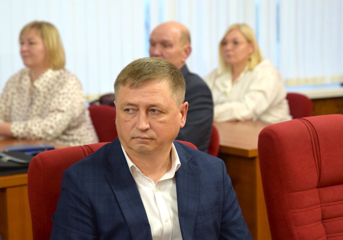 Организаторы выборов региона встретились сегодня, чтобы подвести итоги года и обсудить задачи на следующий выборный цикл Организаторы выборов региона встретились сегодня, чтобы подвести итоги года и обсудить задачи на следующий выборный цикл