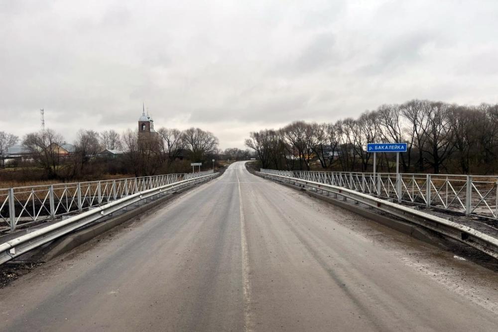 В Суздальском районе завершен ремонт моста через реку Бакалейку В Суздальском районе завершен ремонт моста через реку Бакалейку